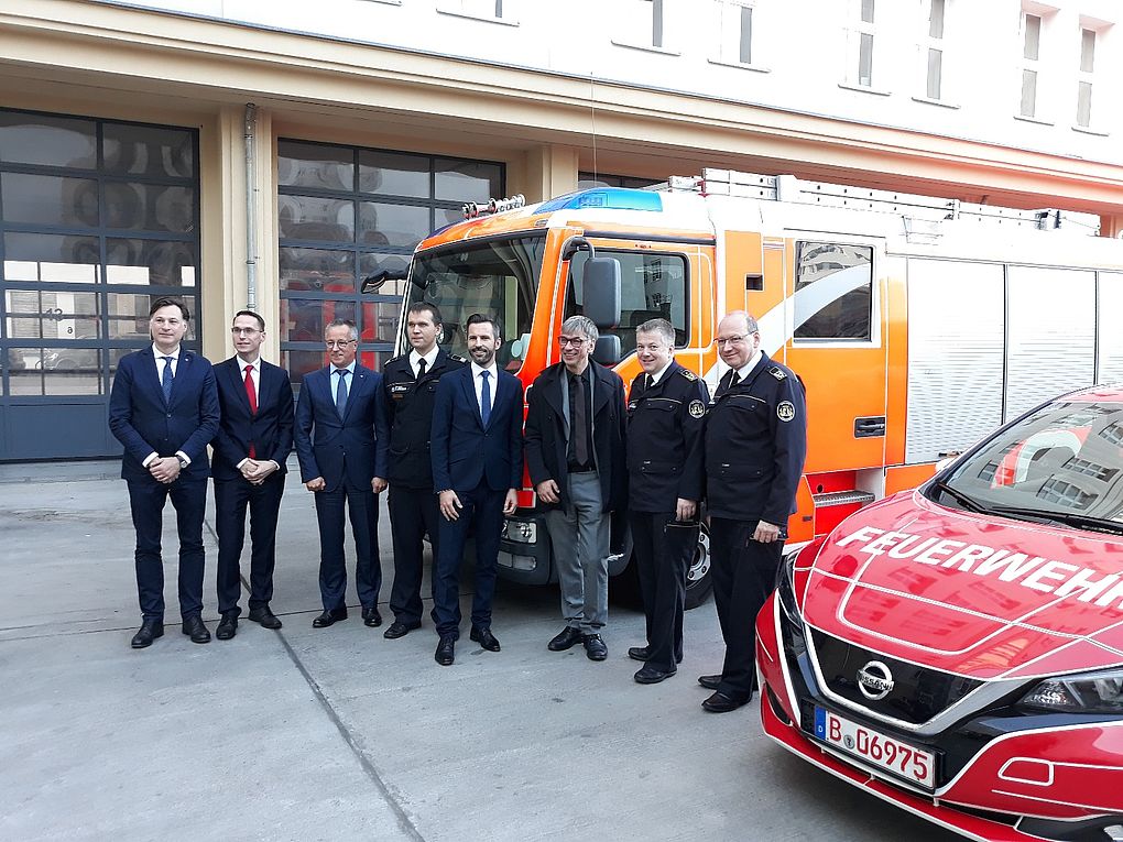 Berlin Fire Department introduces project "electric fire fighting and auxiliary service vehicle" (eLHF). Photo: Steckermayr / BME e.V.
